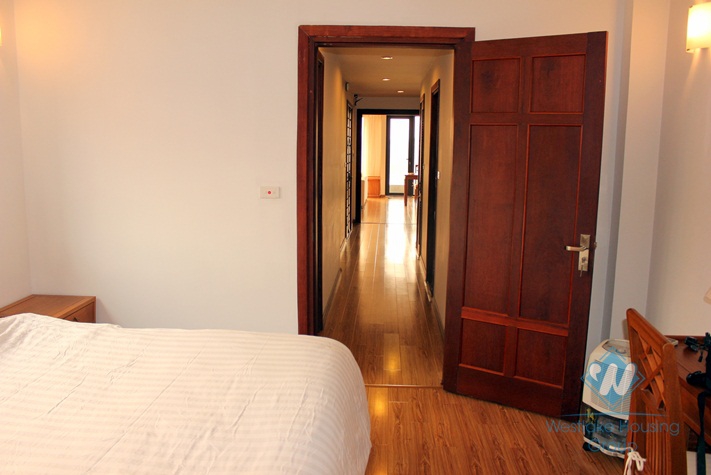 Luxury apartment for rent with 2 bedrooms in Au co st, Tay Ho, Ha Noi